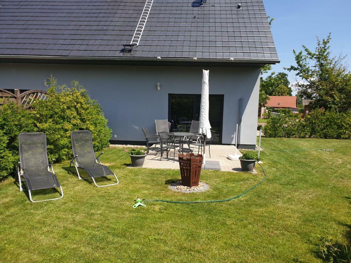 Ferienhaus In Walow Exteriör bild